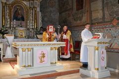 Konsekracja-oltarza-2025-11