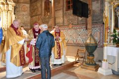 Konsekracja-oltarza-2025-51