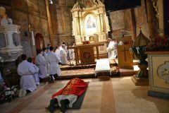 Wielki-Piatek-2025-02