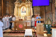 Wielki-Piatek-2025-03